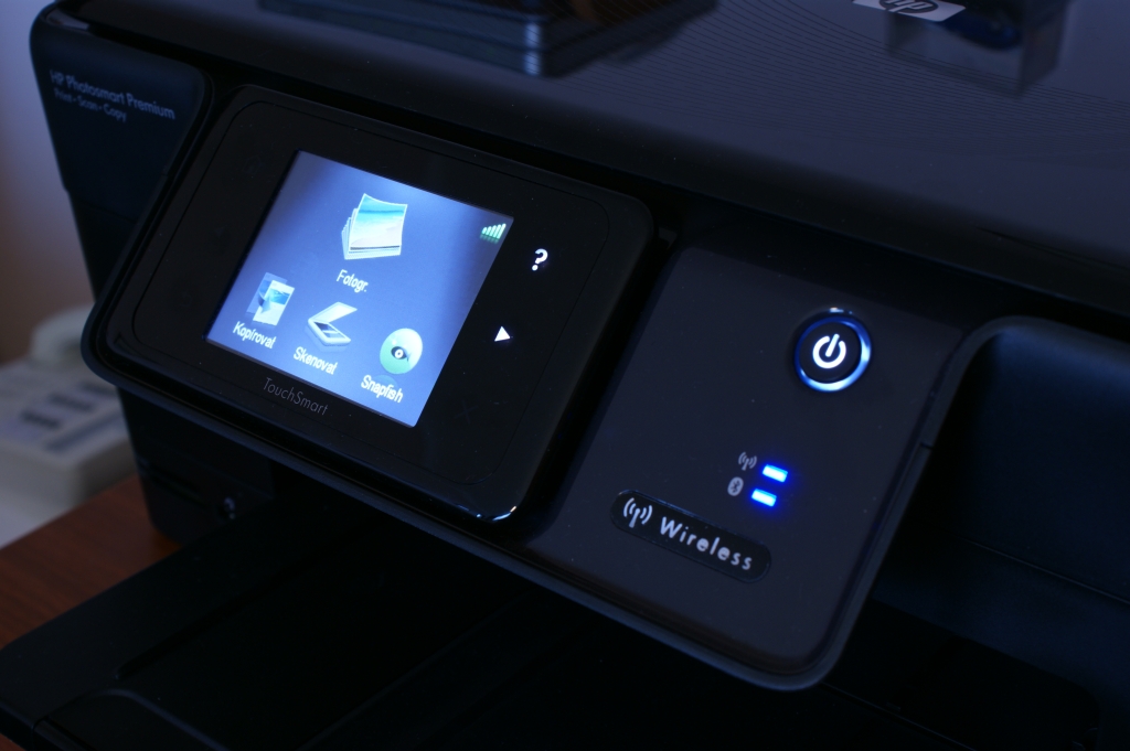 HP Photosmart review: an ink printer with Internet connection and TouchSmart technology |